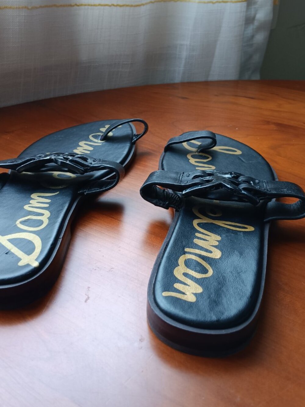 NWT Sam Edelman Black Ring Toe Tortoise Shell Buckle Flat Sandals Size 7 1/2 - Picture 4 of 7